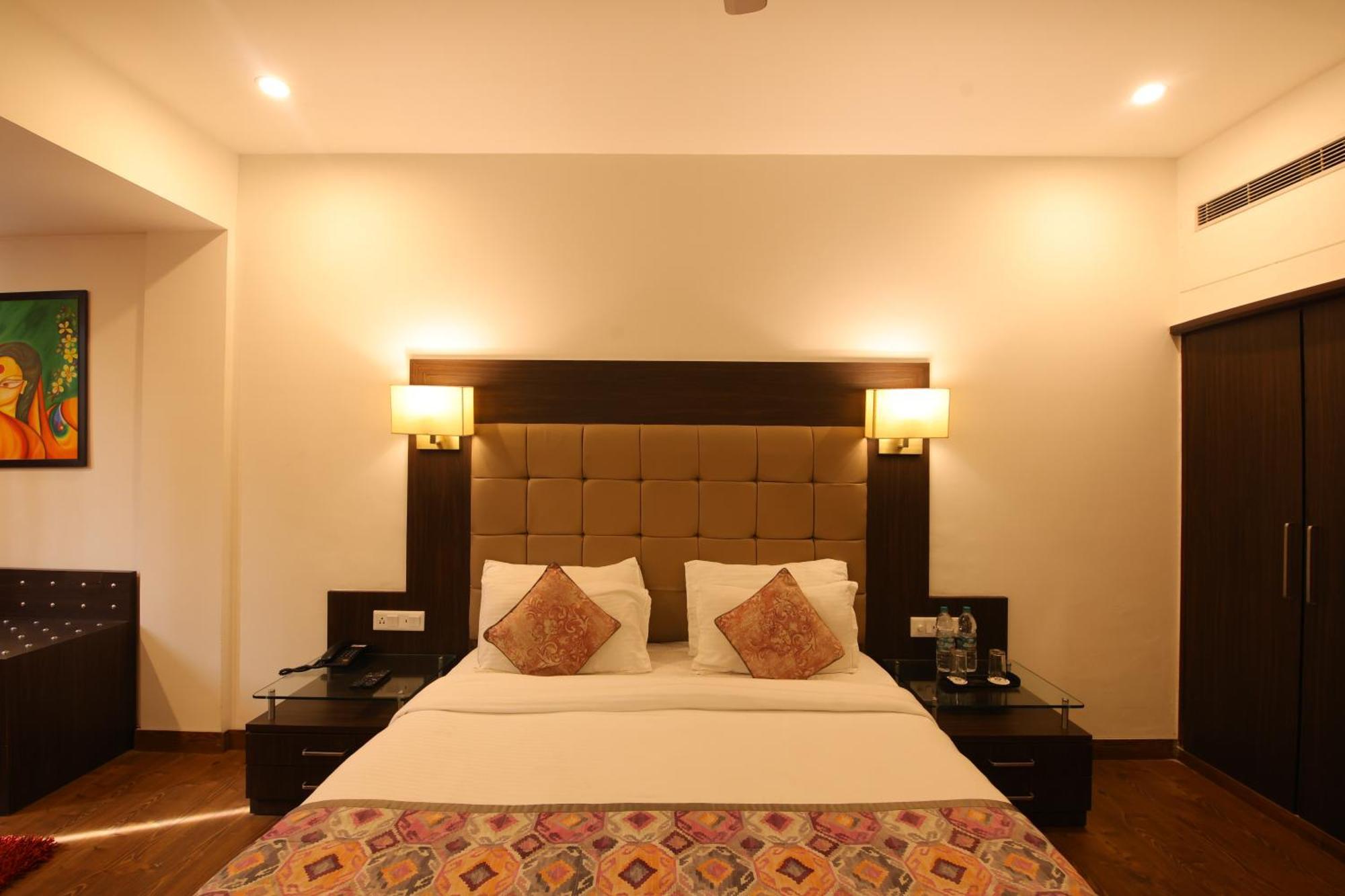 Hotel Natraj Rishīkesh Exterior foto