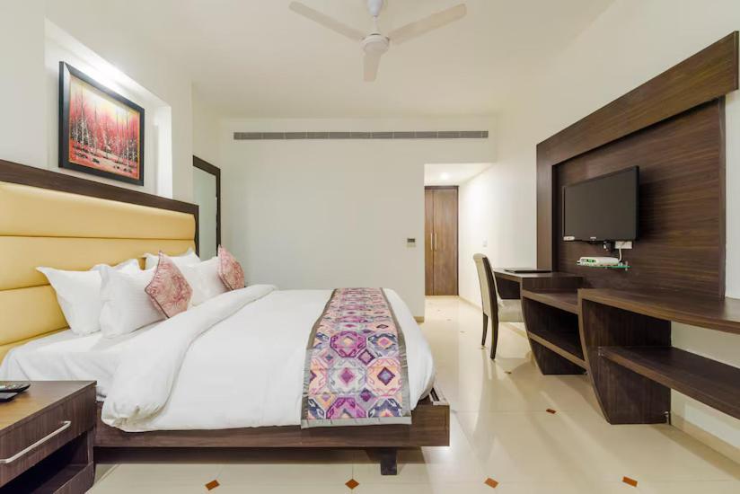 Hotel Natraj Rishīkesh Exterior foto