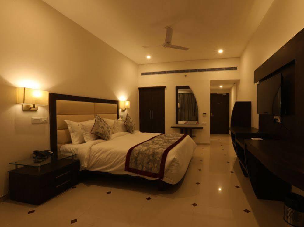 Hotel Natraj Rishīkesh Exterior foto