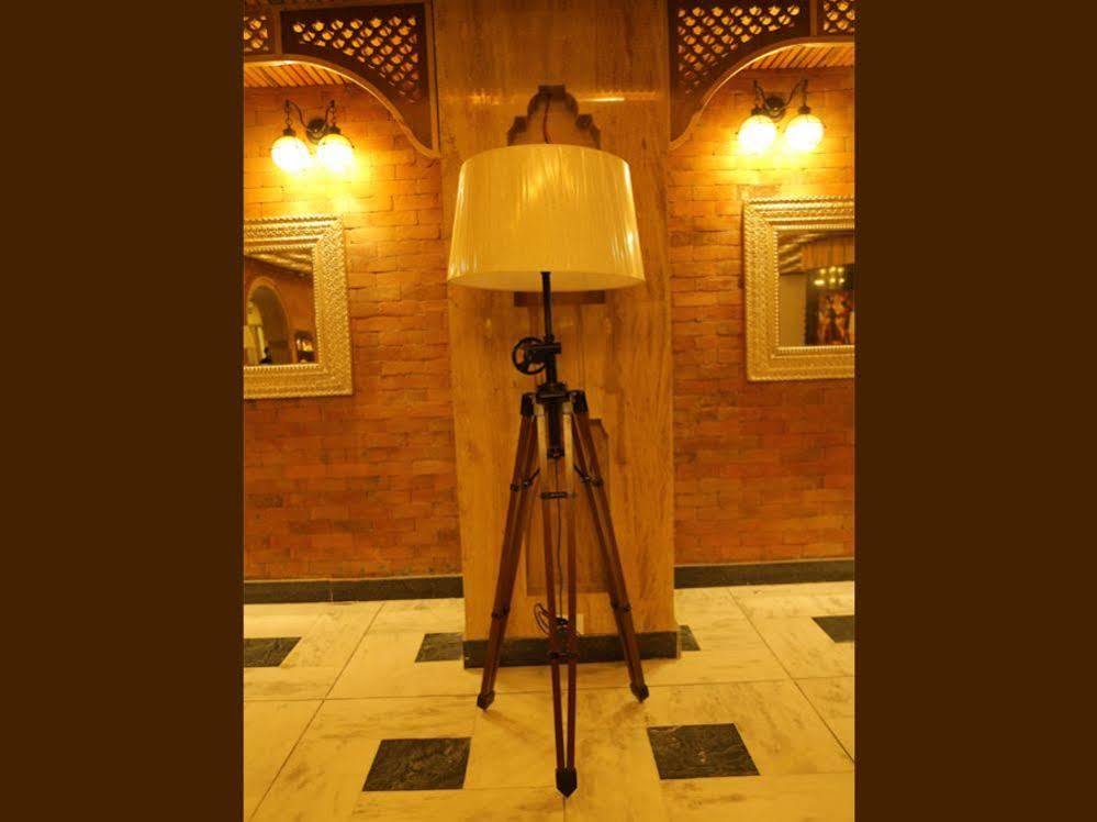 Hotel Natraj Rishīkesh Exterior foto