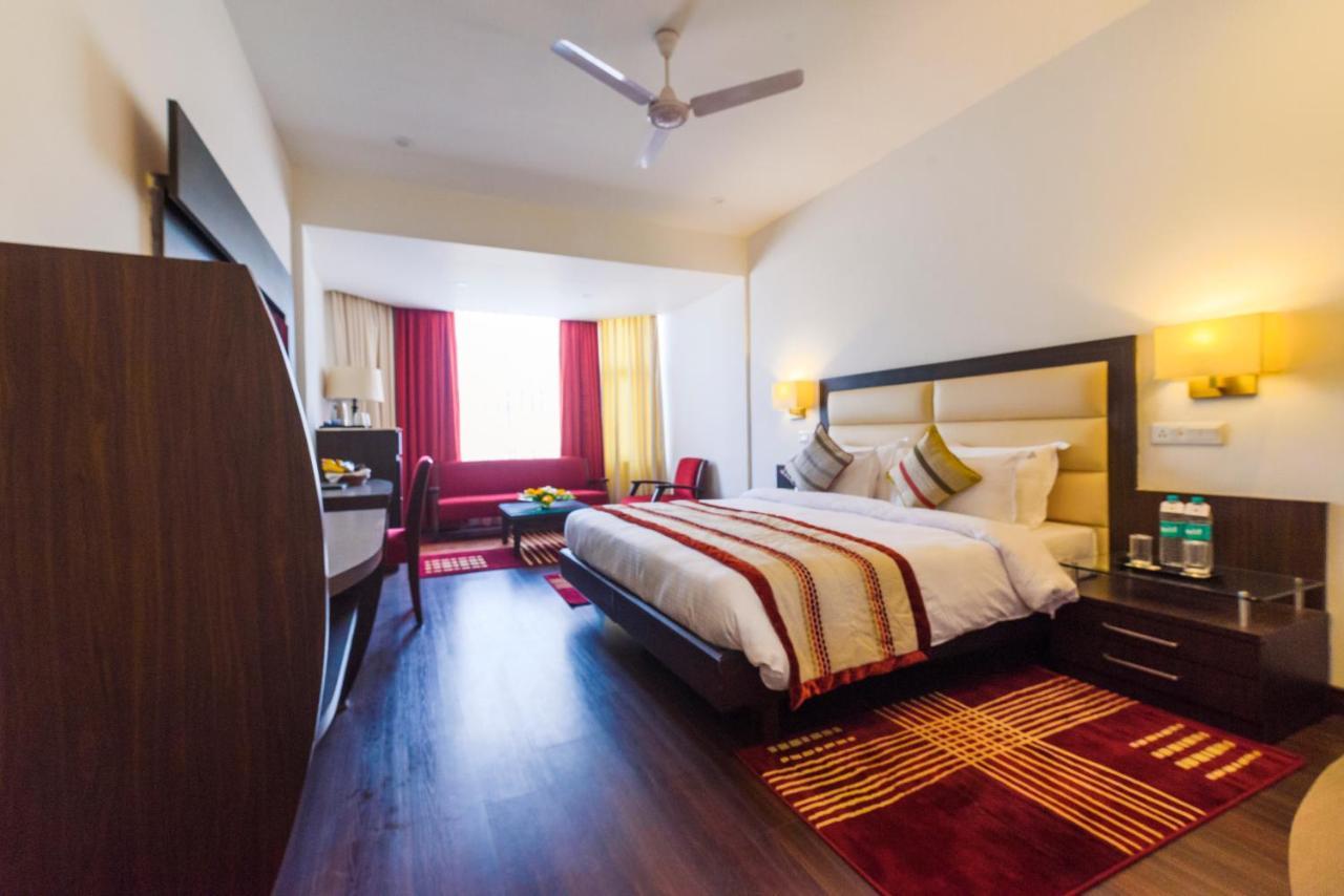 Hotel Natraj Rishīkesh Exterior foto